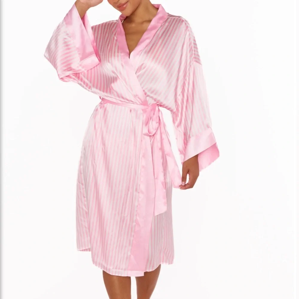 Show me your MuMu The Harlow Robe